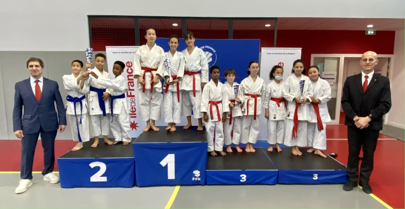 Podium IDF Kata vainqueur