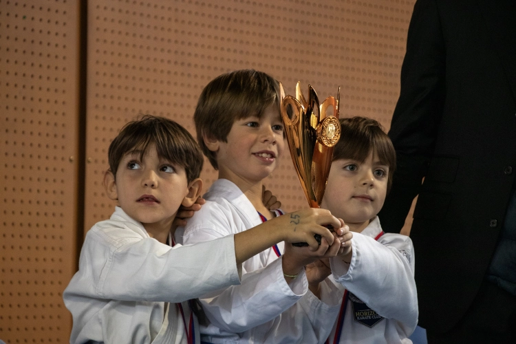 Podium poussins